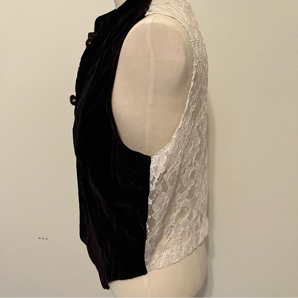 VTG Women’s Black Velvet Lace Vest Buttons Sz. L Romantic Victorian Whimsygoth - Picture 6 of 8